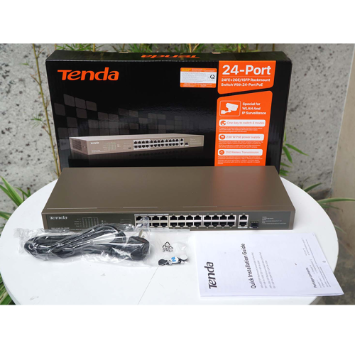 Switch mạng Tenda TEF1126P 24 cổng | 250W | 24FE + 2GE | 1SFP với PoE